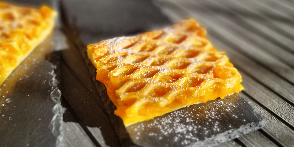 Слоеный пирог с манго